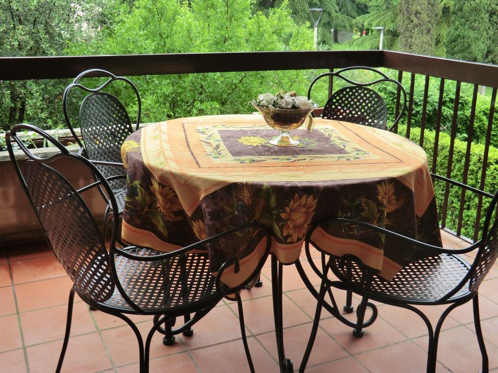 Doctor House Desenzano Apartment Desenzano del Garda Bagian luar foto
